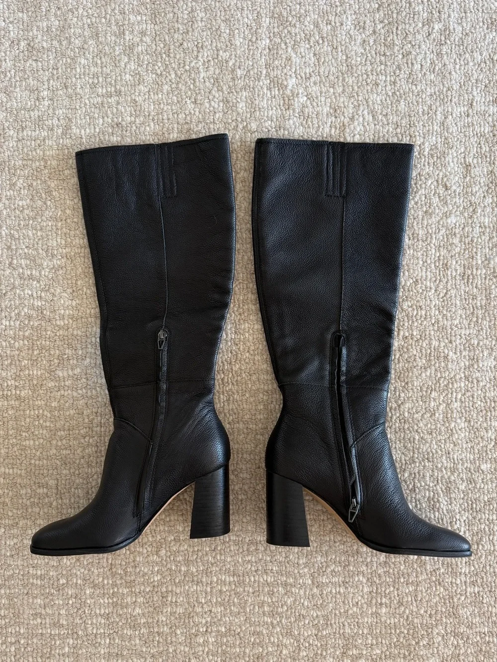 Dolce Vita Flynn Black Leather Knee-High Block Heel Boots for Women